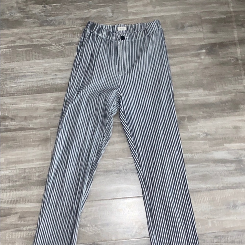 Brandy Melville/ John gualt pants !!